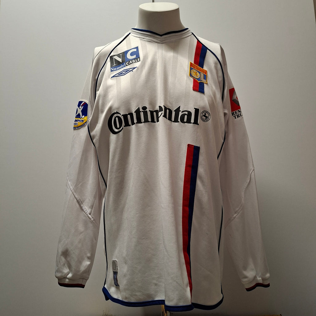 Cláudio Caçapa – Olympique Lyonnais (2002-2003)