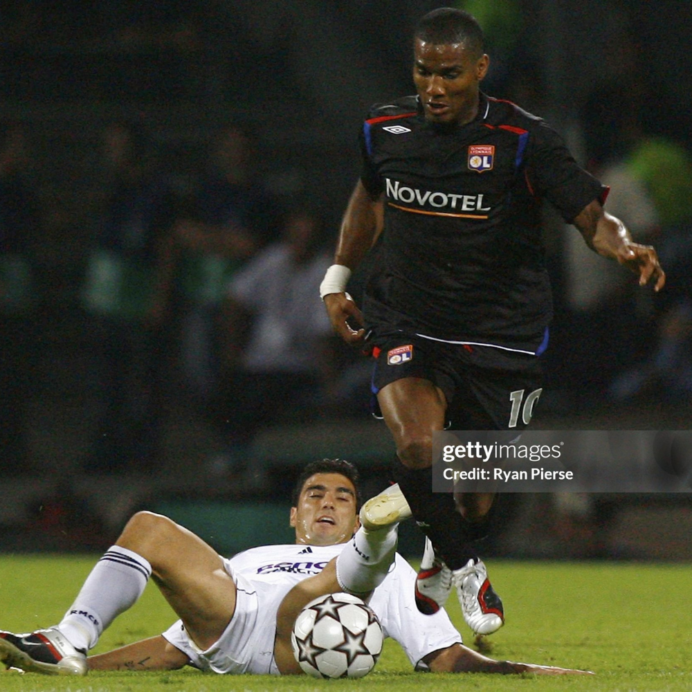 Raúl Bravo – Real Madrid (09/13/2006)