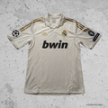 Esteban Granero – Real Madrid (10/18/2011)