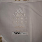Esteban Granero – Real Madrid (10/18/2011)