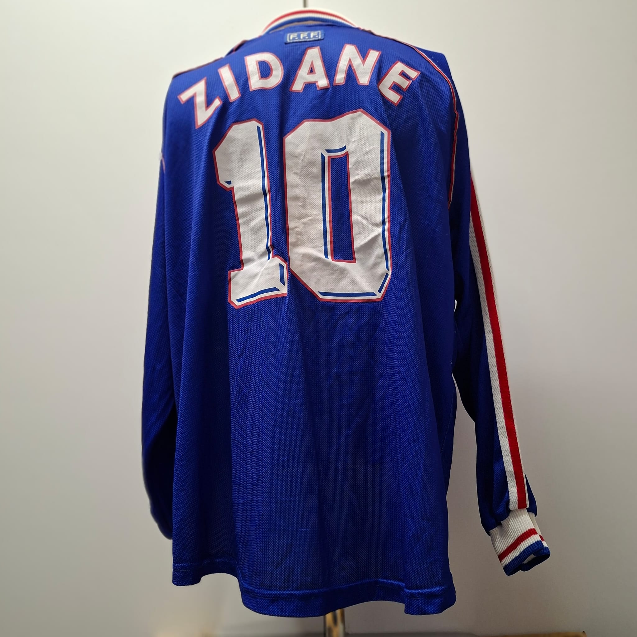 Zinédine Zidane – Équipe de France (25/02/1998)
