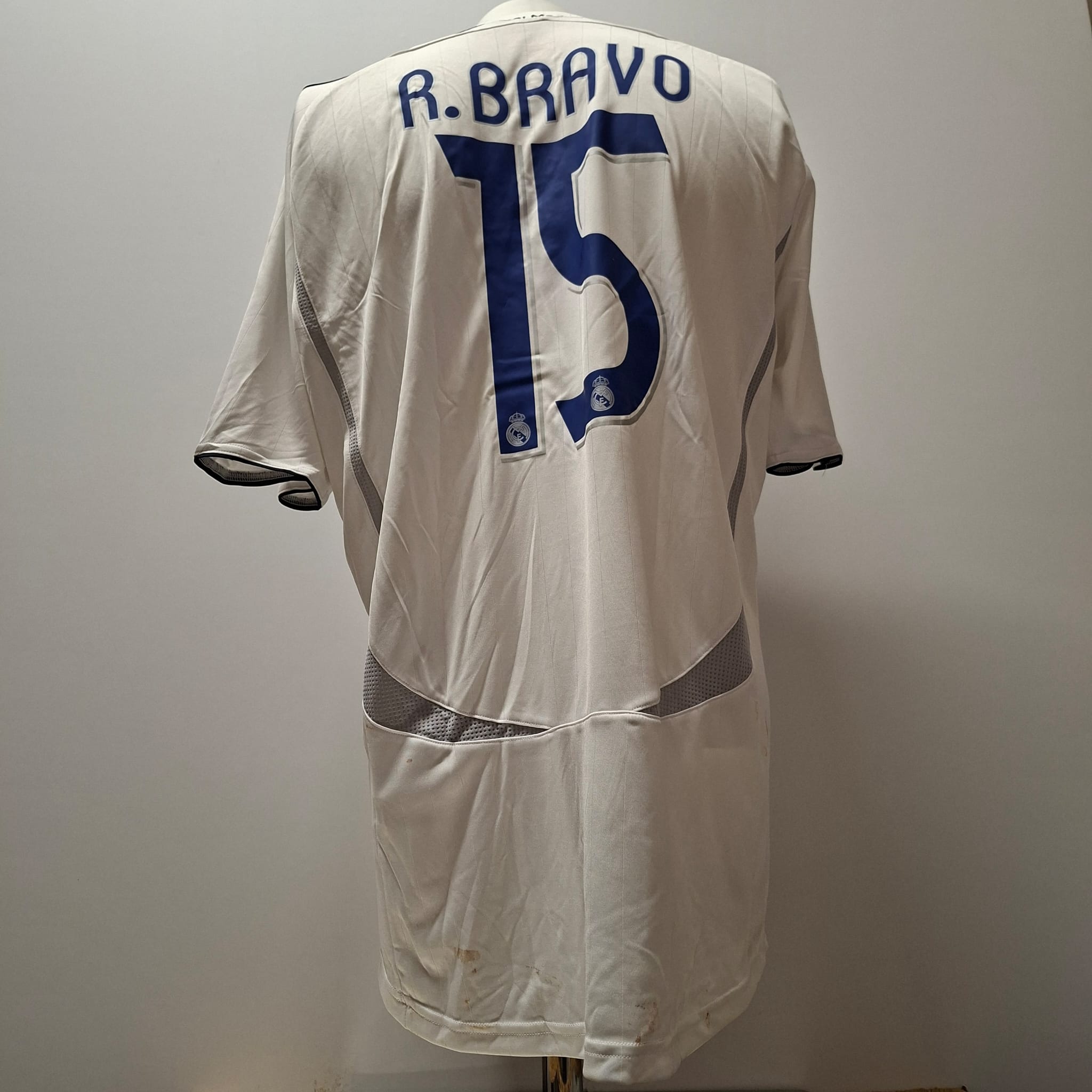 Raúl Bravo – Real Madrid (09/13/2006)
