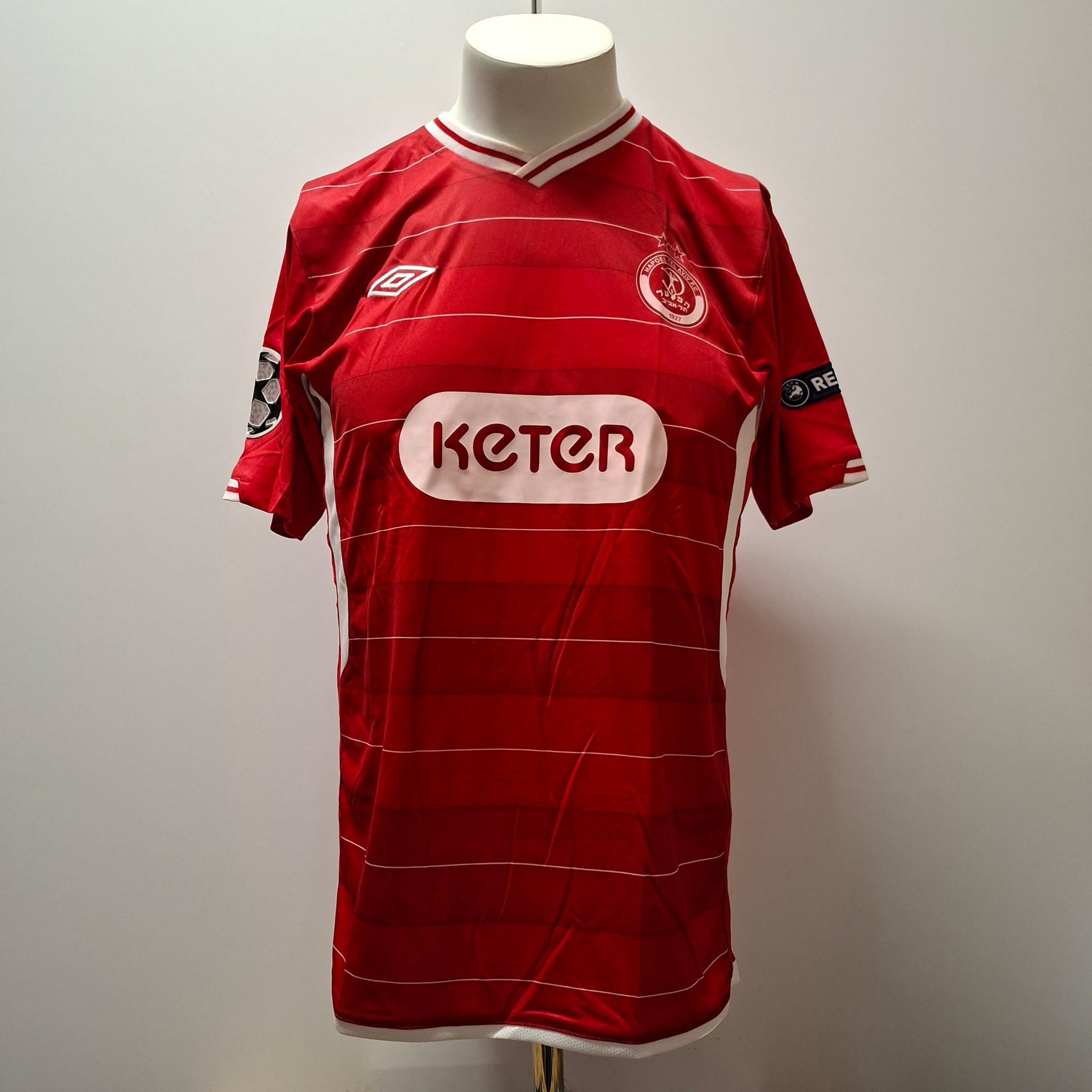 Yossi Shivhon – Hapoel Tel Aviv (12/07/2010)